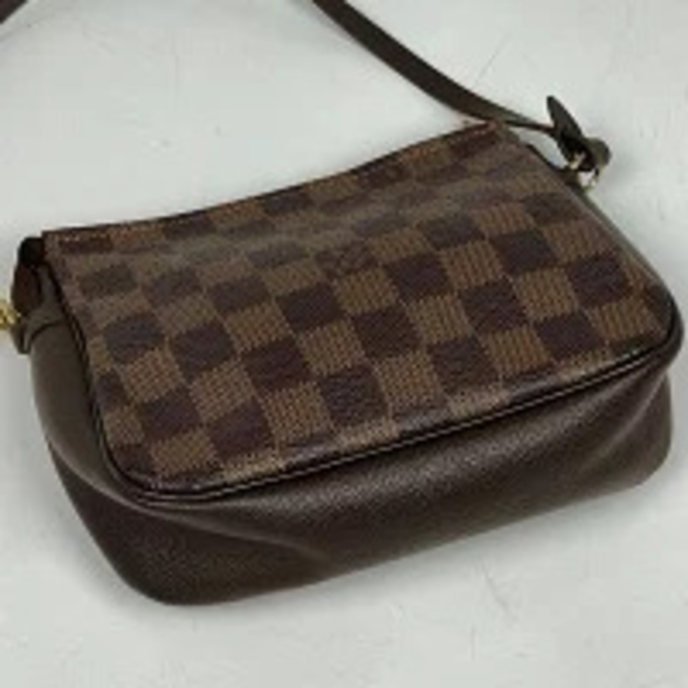 Louis Vuitton Trouse Handbag Makeup Damier Brown